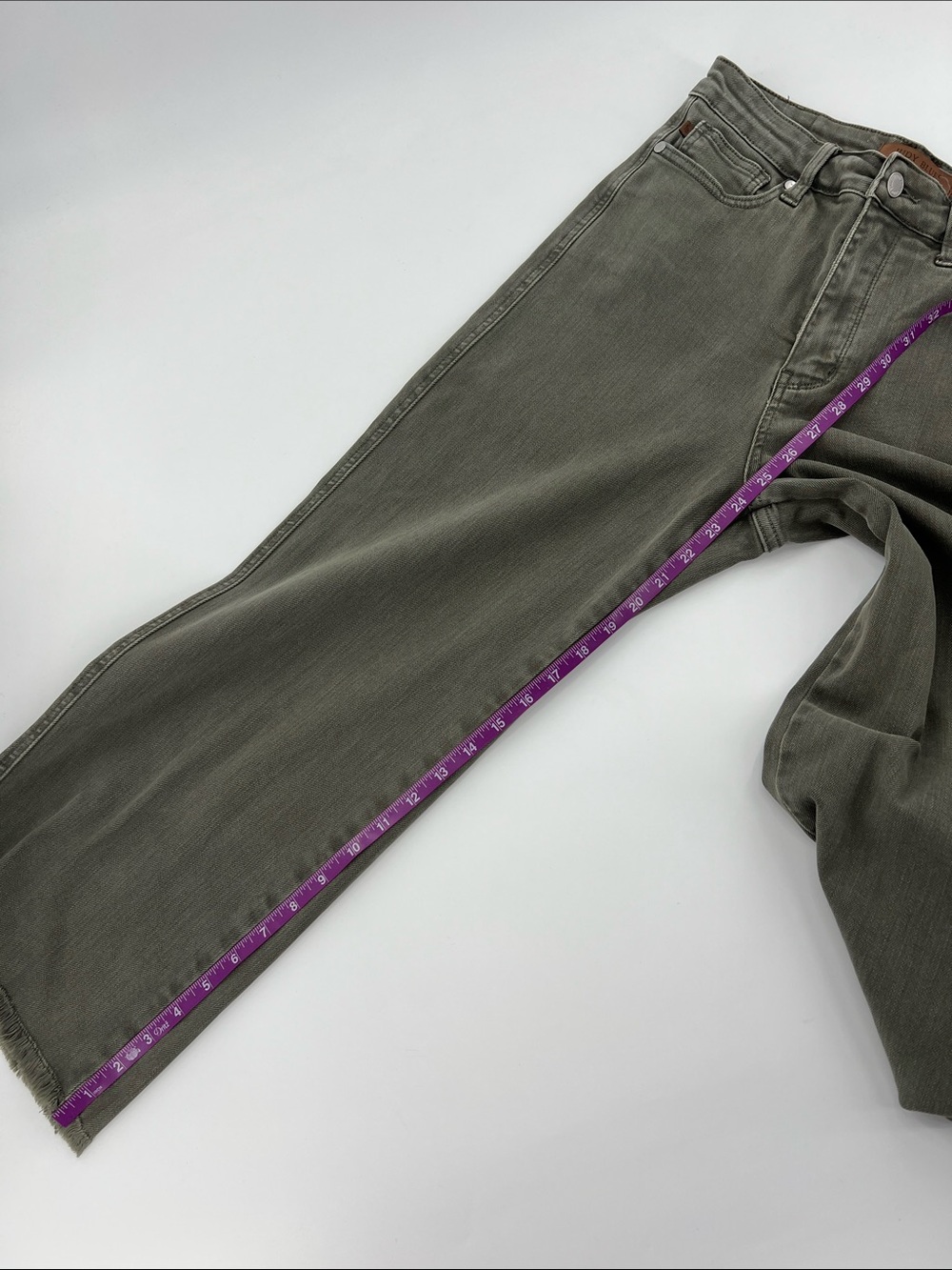 Judy Blue Garment Dyed High Rise Wide Leg Cropped Jeans 9/29 - Picture 7 of 10